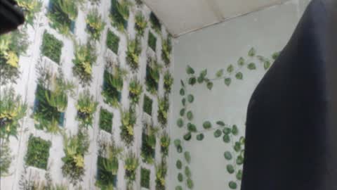 Snapshot of juicy_gold22 chatting on 6, 1, 2025 Mariagold online show from 6, 1, 2025