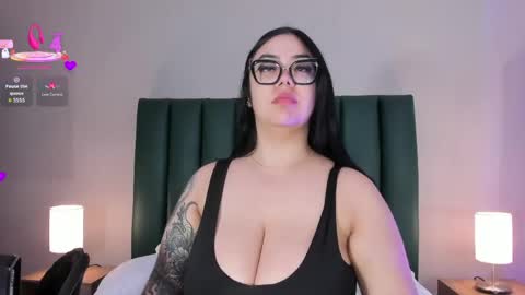 Snapshot of juicy_led_ chatting on 7, 5, 2026 Juicy online show from 7, 5, 2026