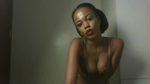 Snapshot of juicy_lovely chatting on 27, 3, 2026 Juicey lovely online show from 27, 3, 2026