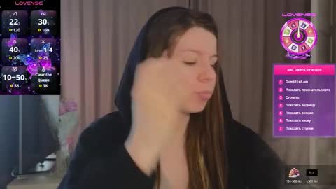 Snapshot of juicy_mystery chatting on 12, 3, 2026 laura online show from 12, 3, 2026