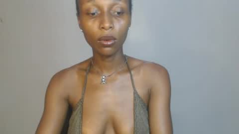 Snapshot of juicy_pinkpussy564197 chatting on 28, 4, 2026 olivia online show from 28, 4, 2026