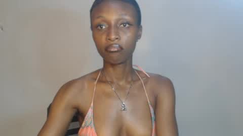 Snapshot of juicy_pinkpussy564197 chatting on 3, 5, 2026 olivia online show from 3, 5, 2026
