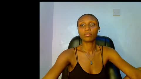 Snapshot of juicy_pinkpussy564197 chatting on 3, 7, 2026 olivia online show from 3, 7, 2026