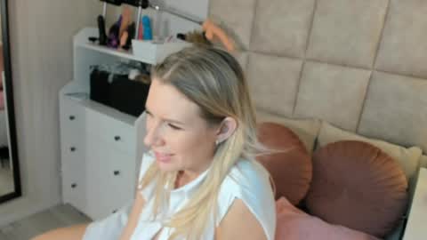 Snapshot of juicy_pussie chatting on 26, 4, 2026 Tatjana online show from 26, 4, 2026