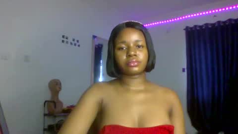 Snapshot of juicy_pussy1122 chatting on 19, 9, 2025 Emily online show from 19, 9, 2025