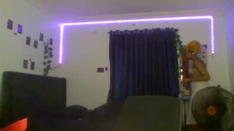 Emily online show from 2, 12, 2025