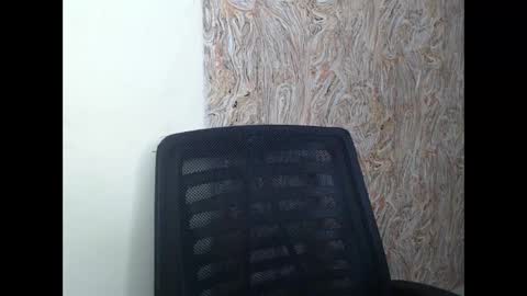 Snapshot of juicyberryx chatting on 14, 2, 2025 queen online show from 14, 2, 2025
