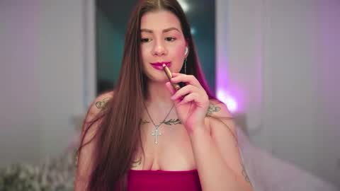 Snapshot of juicyhelenx chatting on 13, 11, 2025 Elena online show from 13, 11, 2025