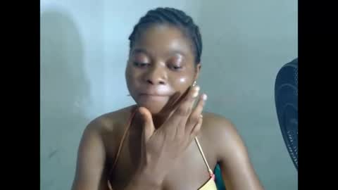 Snapshot of juicynpinkx chatting on 8, 4, 2026 juicynpinkx online show from 8, 4, 2026