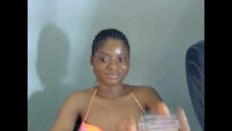 Snapshot of juicynpinkx chatting on 25, 4, 2026 juicynpinkx online show from 25, 4, 2026