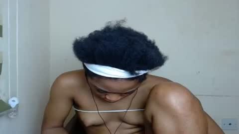 Snapshot of juicynwetx chatting on 7, 3, 2025 juicynwetx online show from 7, 3, 2025