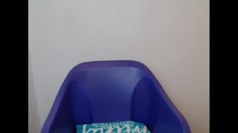 juicyxpink online show from 15, 2, 2025