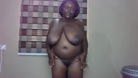 Snapshot of juicyxxxboobs chatting on 5, 5, 2026 juicyxxxboobs online show from 5, 5, 2026