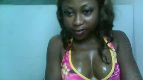 Snapshot of juicyyxboobs chatting on 6, 5, 2026 juicyyxboobs online show from 6, 5, 2026