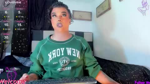 Snapshot of jujubee_lander chatting on 15, 4, 2026 Jujubee online show from 15, 4, 2026