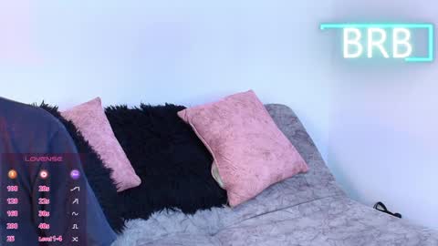 Snapshot of jules_n_gia chatting on 29, 5, 2026 Jules and Gia online show from 29, 5, 2026