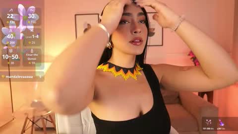 Snapshot of julesbennet chatting on 23, 9, 2025 Jules Bennett online show from 23, 9, 2025