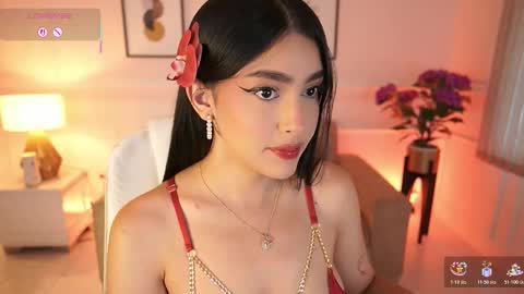 Snapshot of julesbennet chatting on 15, 12, 2025 Jules Bennett online show from 15, 12, 2025