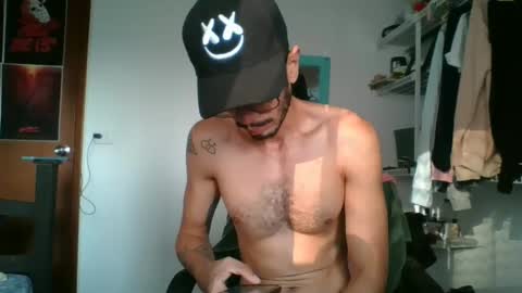 Snapshot of julfigo chatting on 18, 12, 2024 Julfigo online show from 18, 12, 2024