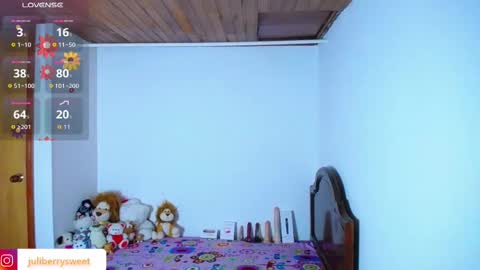 Snapshot of juli05star chatting on 24, 10, 2025 Juliana online show from 24, 10, 2025