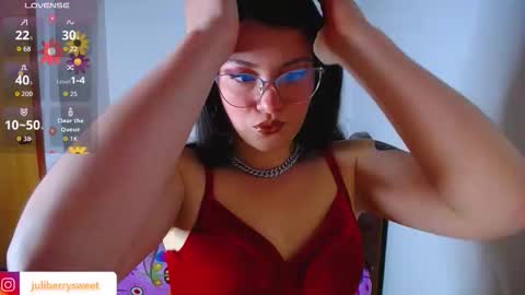 Juliana online show from 25, 10, 2025