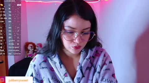 Juliana online show from 5, 4, 2026