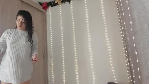 Snapshot of juli_hairy chatting on 6, 3, 2026 Juli Modelo Independiente online show from 6, 3, 2026