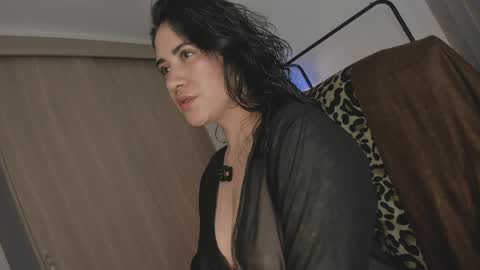 Snapshot of juli_hairy chatting on 9, 5, 2026 Juli Modelo Independiente online show from 9, 5, 2026