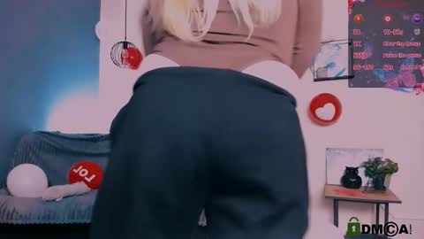 Snapshot of juli_kisss chatting on 20, 2, 2025 juli kisss online show from 20, 2, 2025