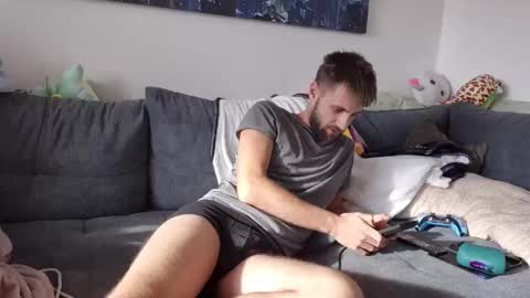 julia_official online show from 29, 10, 2025