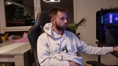 julia_official online show from 11, 1, 2026