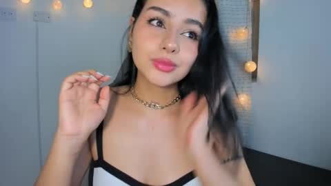 Snapshot of julia_strauns chatting on 7, 12, 2024 julia_strauns online show from 7, 12, 2024