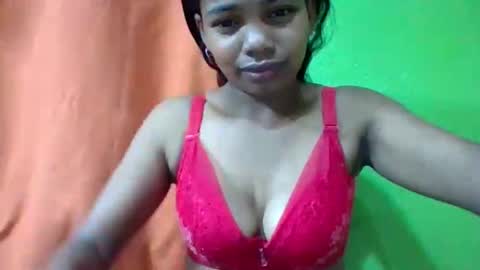 Snapshot of juliah02 chatting on 3, 5, 2026 juliah02 online show from 3, 5, 2026