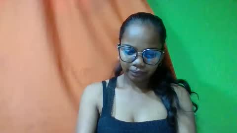 Snapshot of juliah02 chatting on 14, 5, 2026 juliah02 online show from 14, 5, 2026