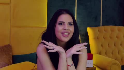 Snapshot of juliaharveyy chatting on 12, 3, 2025 Julia online show from 12, 3, 2025