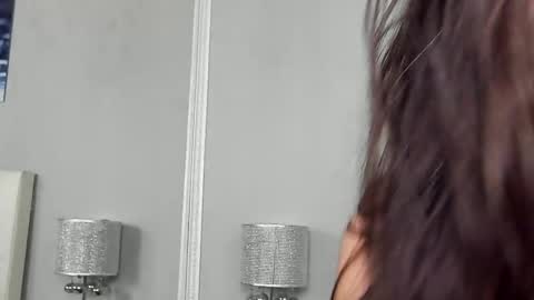 Snapshot of juliahunts chatting on 14, 11, 2025 JuliaHunt online show from 14, 11, 2025