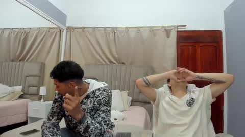 Snapshot of julian_billy chatting on 22, 2, 2025 julian billy online show from 22, 2, 2025