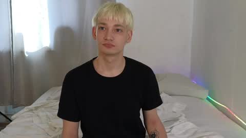 Snapshot of julian_win chatting on 31, 3, 2026 Eren online show from 31, 3, 2026