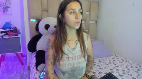JulianaCarter online show from 2, 12, 2025