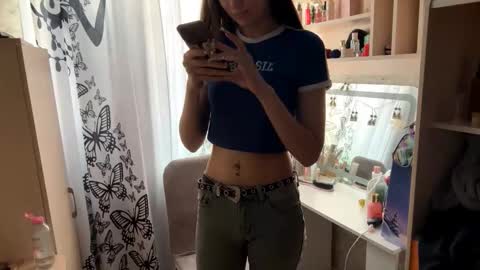 Viola online show from 3, 2, 2026