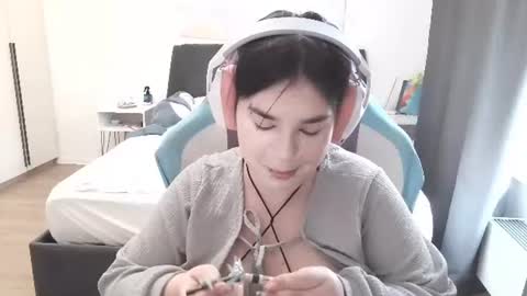 Snapshot of julianesanzo chatting on 16, 6, 2026 MIa online show from 16, 6, 2026