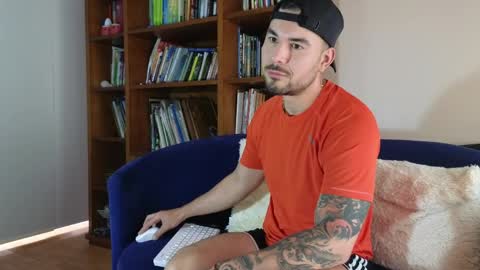 Snapshot of julianmonttoya chatting on 24, 4, 2026 Julian online show from 24, 4, 2026