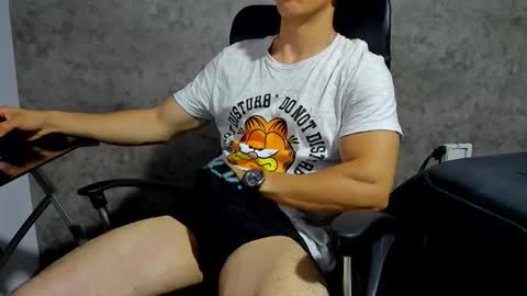 Julian online show from 1, 11, 2025