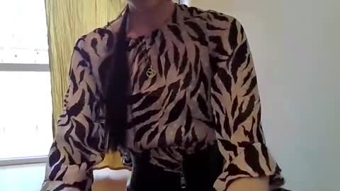 Snapshot of juliaorgasm chatting on 17, 7, 2026 Julia online show from 17, 7, 2026