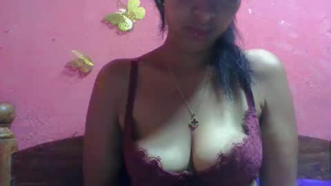 Snapshot of julie0612 chatting on 29, 11, 2025 julie0612 online show from 29, 11, 2025