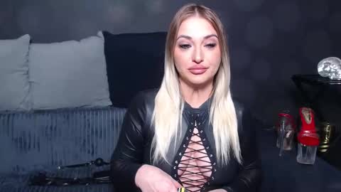 Snapshot of juliediamond chatting on 25, 3, 2026 julia online show from 25, 3, 2026