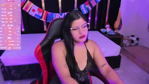 Snapshot of juliejes chatting on 5, 7, 2026 Julie online show from 5, 7, 2026