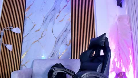 Julien online show from 13, 10, 2025