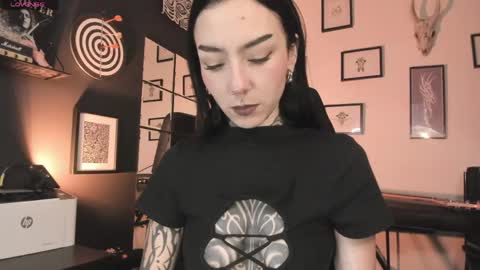 Snapshot of juliet_sourire chatting on 17, 4, 2026 juliet_sourire online show from 17, 4, 2026