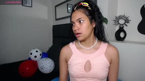 Snapshot of julieta_parker7 chatting on 19, 6, 2026 Julieta online show from 19, 6, 2026